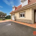 Сasa de vacaciones La Canopée